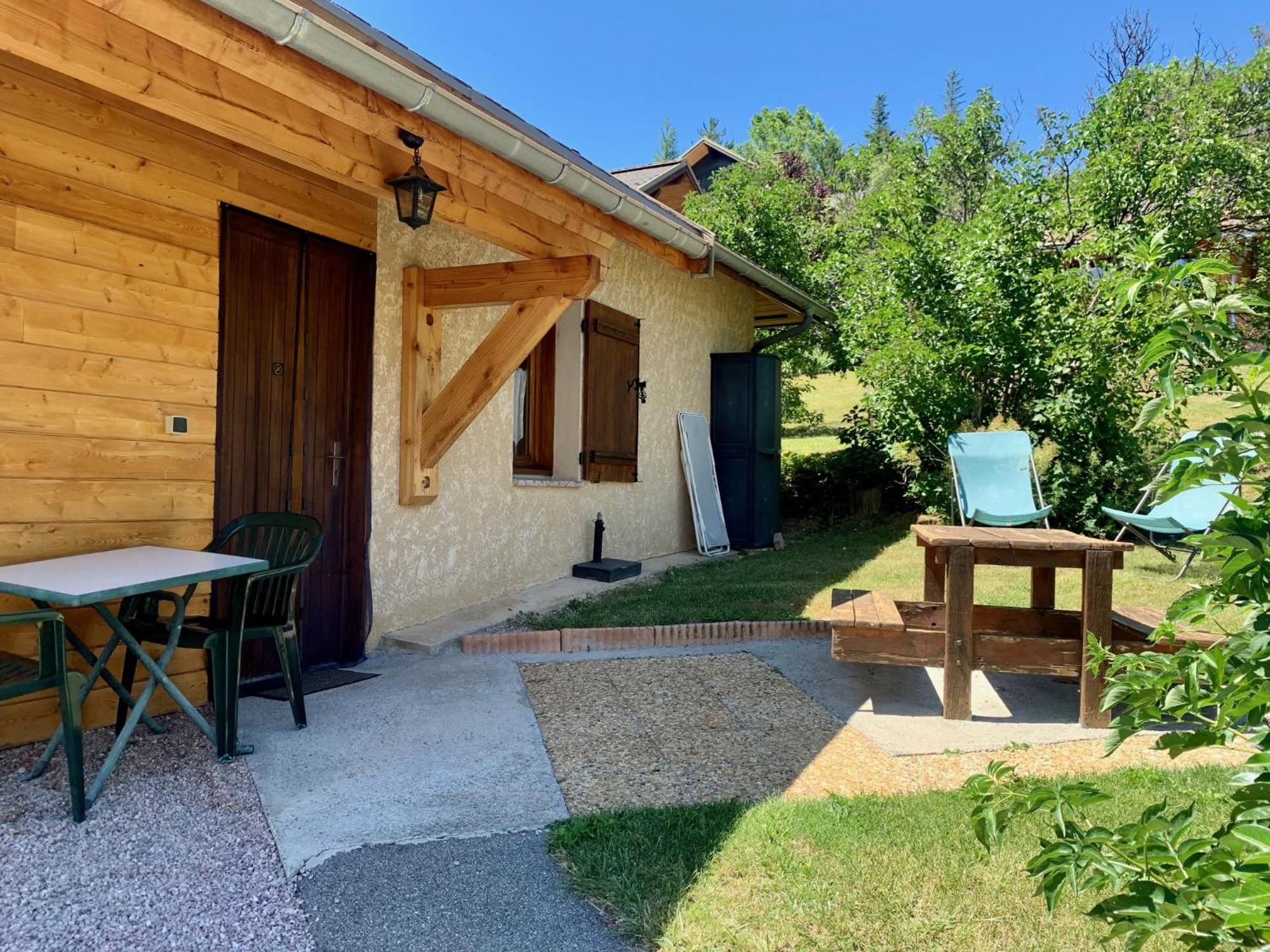 Le Catinat Fleuri Guillestre Exterior foto