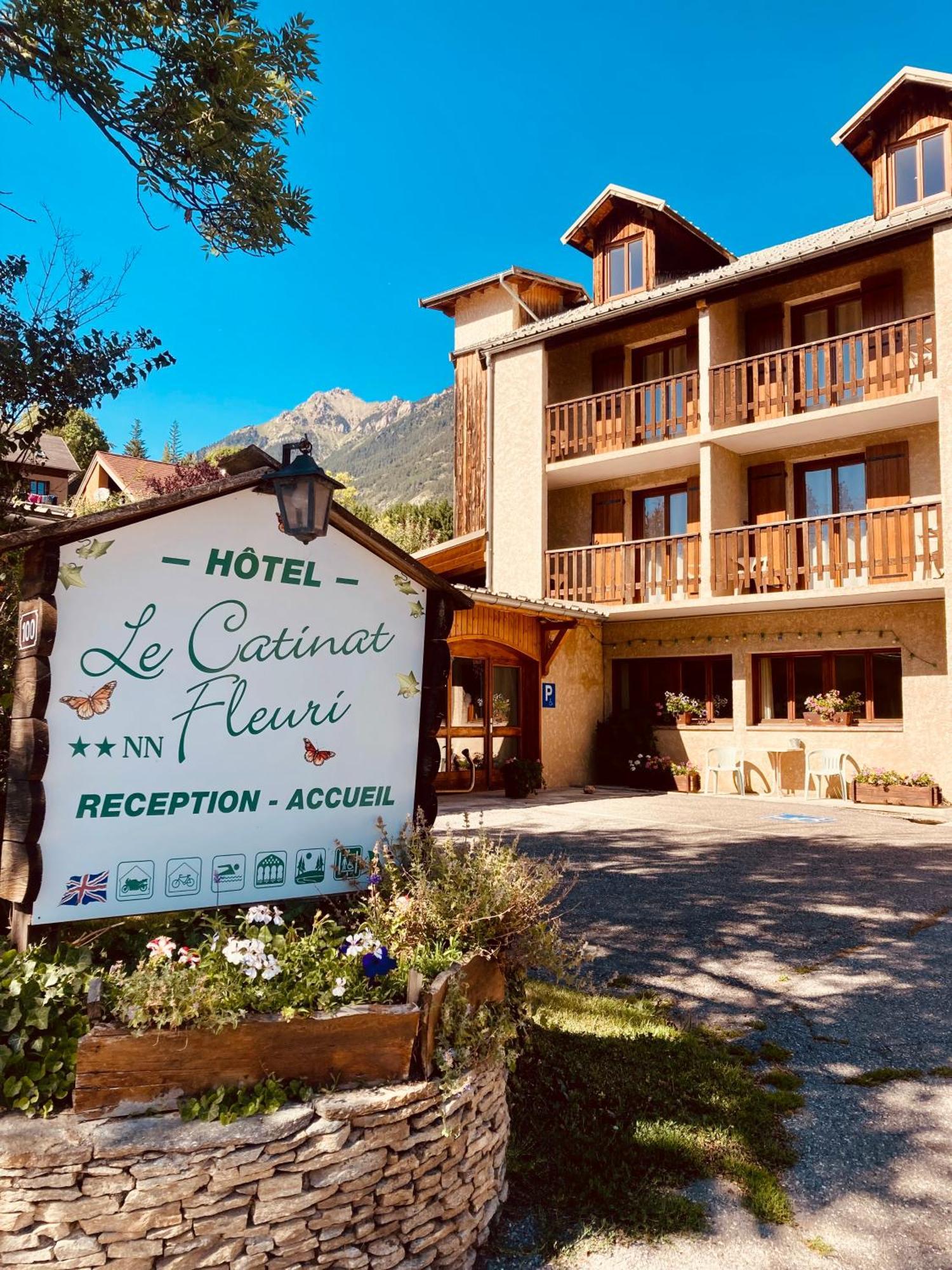 Le Catinat Fleuri Guillestre Exterior foto